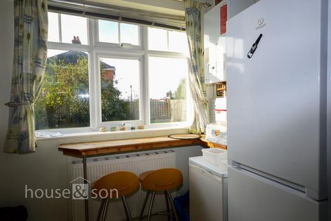 4 bedroom semi-detached house for sale, Southill Road, Bournemouth