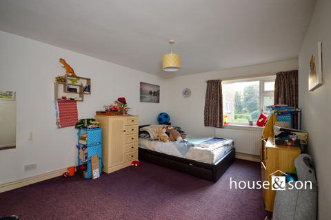 2 bedroom ground floor flat for sale, 40 Talbot Avenue, Bournemouth