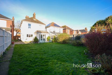 4 bedroom detached house for sale, Cowper Road, Bournemouth