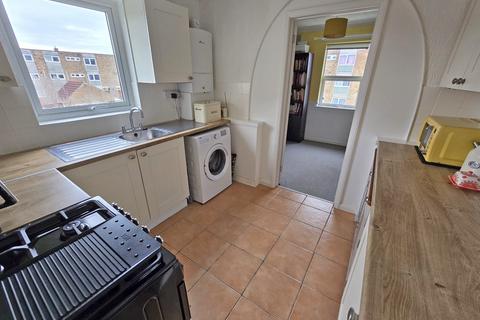 2 bedroom flat for sale, Colebrook Road, West Sussex BN42