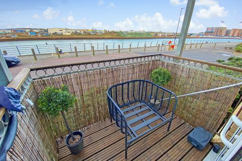 1 bedroom ground floor flat for sale, Sussex Wharf, Shoreham-by-Sea BN43