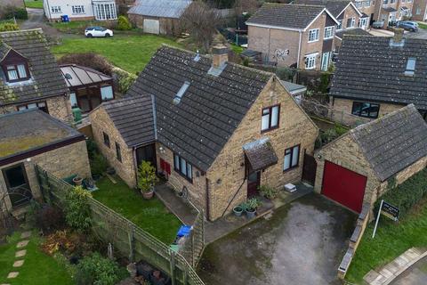 3 bedroom detached bungalow for sale, Home Close, Banbury OX17