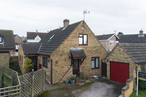 3 bedroom detached bungalow for sale, Home Close, Banbury OX17