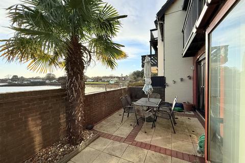 3 bedroom end of terrace house for sale, Shamrock Way, Hythe, Southampton