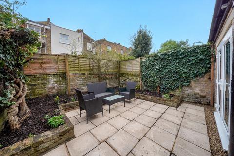 3 bedroom maisonette for sale, Portnall Road, London