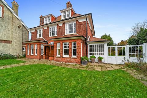 7 bedroom detached house for sale, Holland Road, Frinton On Sea, Essex