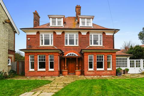 7 bedroom detached house for sale, Holland Road, Frinton On Sea, Essex