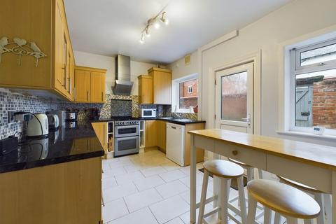 3 bedroom end of terrace house for sale, Whipcord Lane, Chester