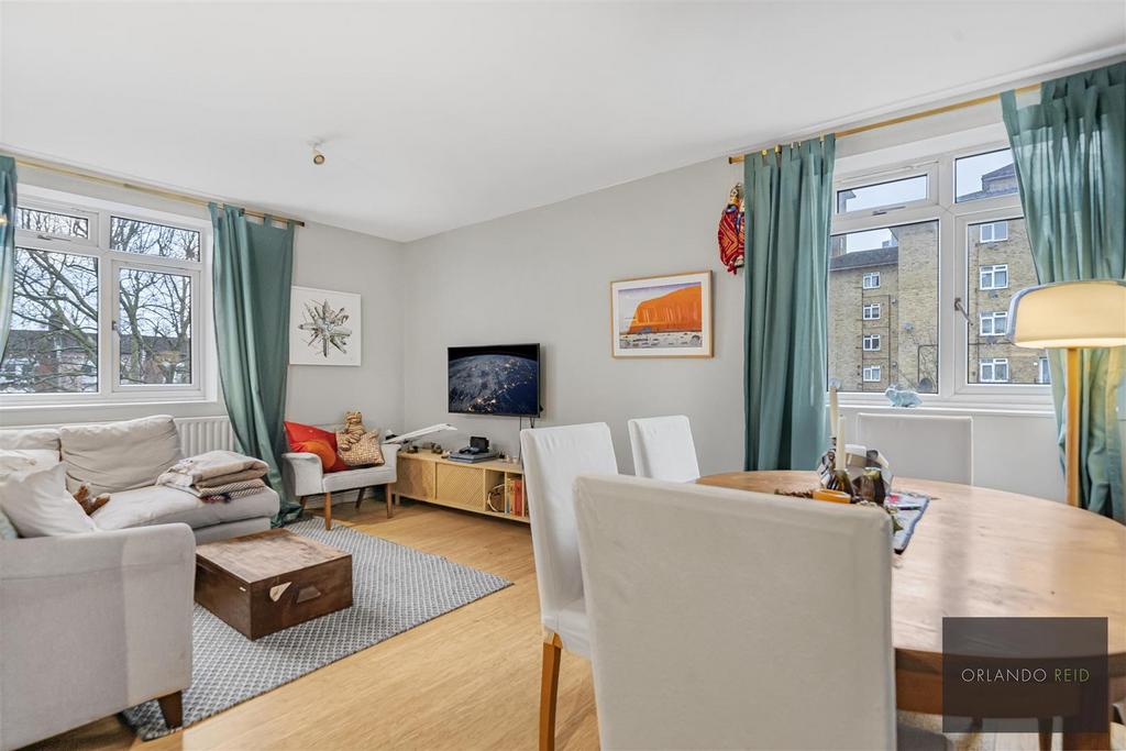 Flat 10, Tait Court SW8 2 EU 9.jpg