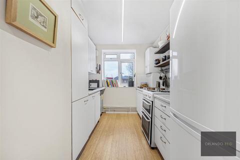 2 bedroom apartment for sale, Lansdowne Green, London