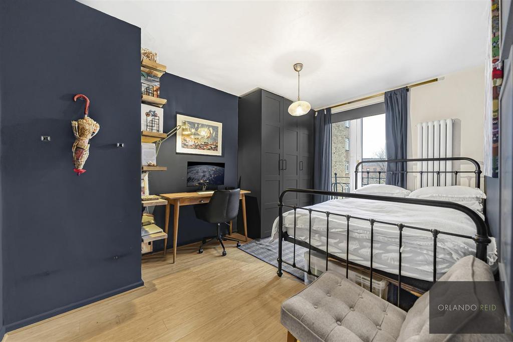 Flat 10, Tait Court SW8 2 EU 1.jpg