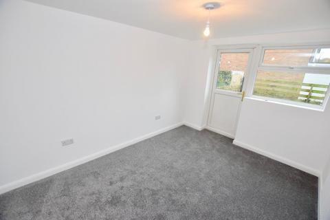 2 bedroom maisonette to rent, Rosaville Crescent, Allesley, Coventry - FULLY RENOVATED GROUND FLOOR MAISONETTE