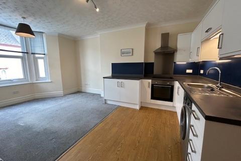 2 bedroom apartment for sale, Northumberland Place, Teignmouth