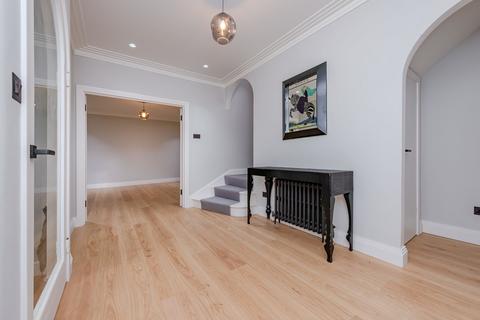 undefined, Oakwood Avenue, Purley CR8