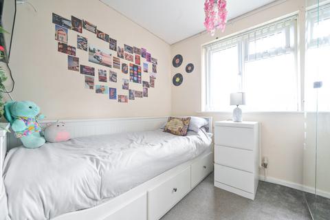 7 Prescott, Yate, Bristol, BS37 4LA