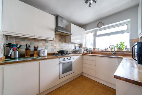 62 Deerhurst, Yate, Bristol, BS37 4JP