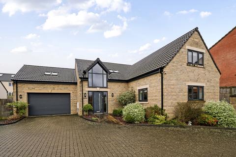 4 bedroom detached house for sale, Charfield Road, Wotton-under-Edge GL12