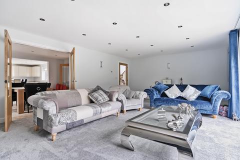 The Thornes Charfield Road, Kingswood, Wotton-under-edge, GL12 8SL
