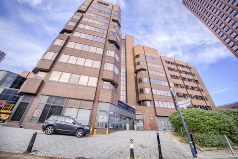 Broad Street, Birmingham, B15