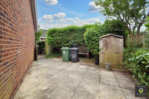 2 bedroom semi-detached bungalow for sale, Tewkesbury Road, Longford