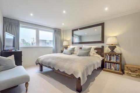 2 bedroom flat for sale, Upper Richmond Road, Putney