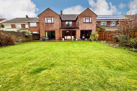 5 bedroom detached house for sale, Lawn, Swindon SN3