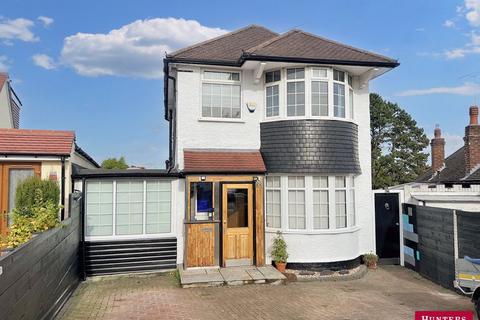 3 bedroom detached house for sale, Haslemere Avenue, Barnet