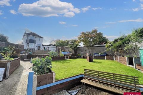 3 bedroom detached house for sale, Haslemere Avenue, Barnet