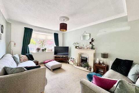 16 Cutworth Close, Sutton Coldfield, B76 2TA