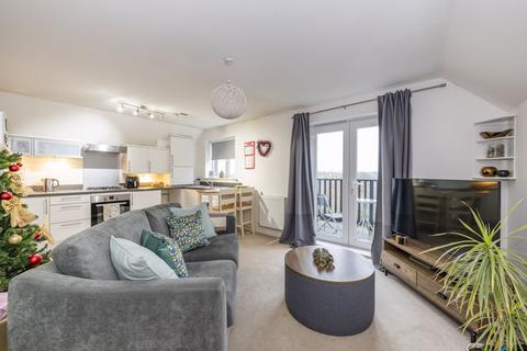 2 bedroom flat for sale, Sand Ridge, Ridgewood