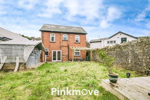 4 bedroom detached house for sale, George Street, Pontypool - REF# 00025877