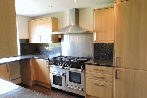 4 bedroom terraced house to rent, Ascension Close, Basingstoke RG24