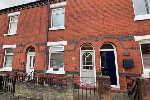 3 bedroom terraced house for sale, Southbank Street, Leek, ST13 5LN.