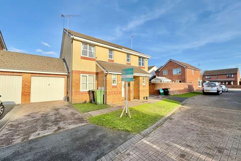 16 The Spires, Lydney, GL15 5QX