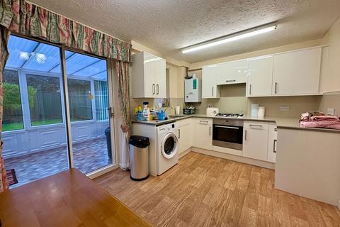 16 The Spires, Lydney, GL15 5QX