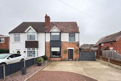 3 bedroom semi-detached house for sale, Innsworth Lane, Longlevens, Gloucester, GL2 0DG