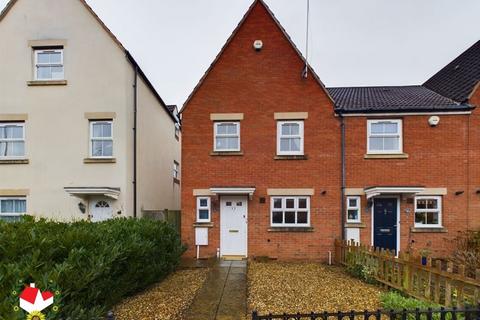 3 bedroom end of terrace house for sale, Kimberland Way, Abbeymead, Gloucester, GL4 5TW