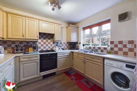 3 bedroom end of terrace house for sale, Kimberland Way, Abbeymead, Gloucester, GL4 5TW