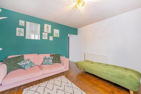 2 bedroom terraced house for sale, Ferry Road, Thames Ditton, KT7