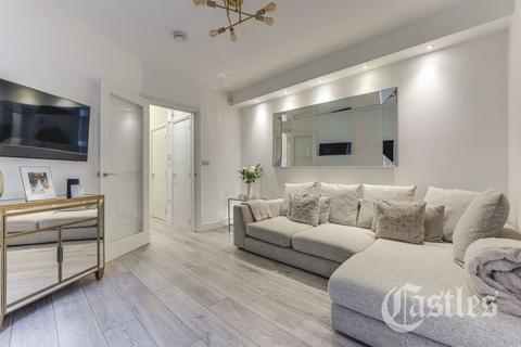 2 bedroom maisonette for sale, Lyndhurst Road, London, N22