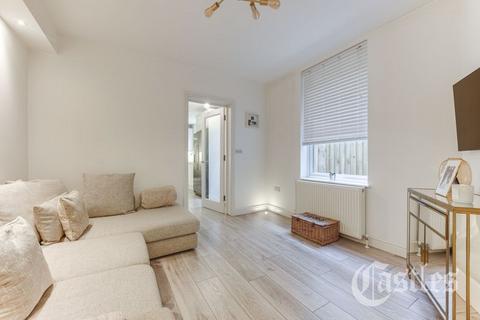 2 bedroom maisonette for sale, Lyndhurst Road, London, N22