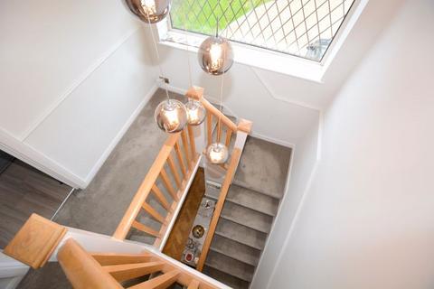 6 bedroom detached house for sale, Rowlands Avenue, Hatch End