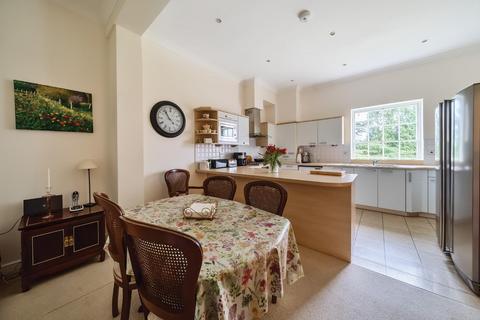 2 bedroom apartment for sale, Upton's Garden, Whitminster Gloucester GL2