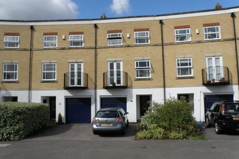 4 bedroom townhouse to rent, Green Lane, Paddock Wood TN12