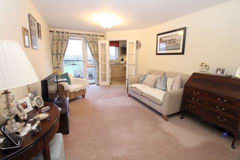 2 bedroom retirement property for sale, Shortmead Street, Biggleswade SG18