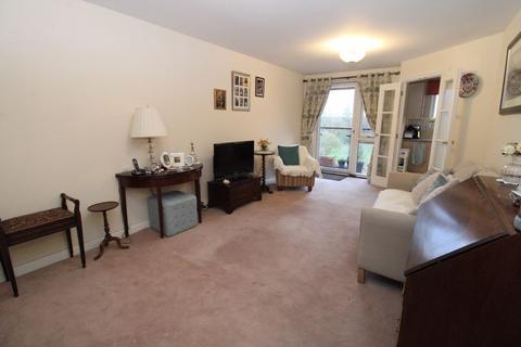 2 bedroom retirement property for sale, Shortmead Street, Biggleswade SG18