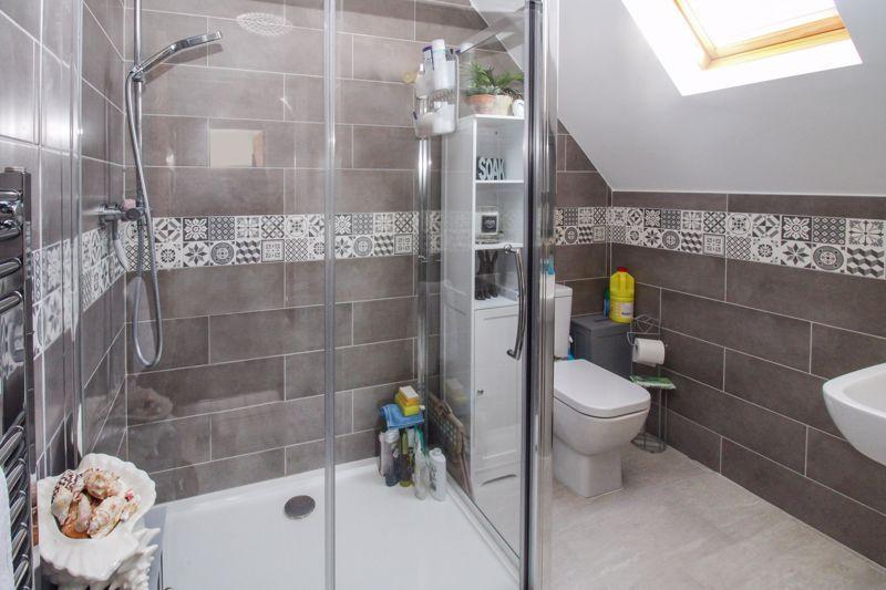 Annexe Shower Room