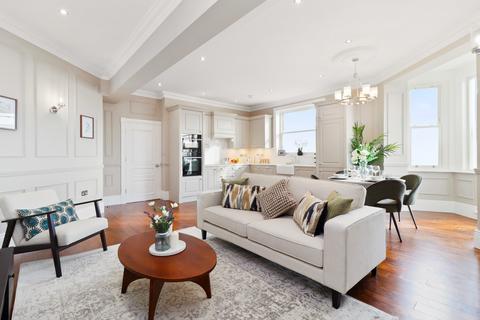 2 bedroom apartment for sale, Station Road, Westcliff On Sea, SS0