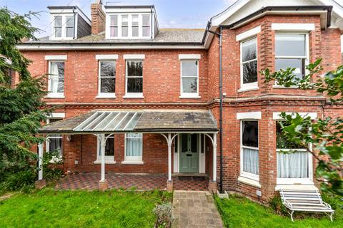 1 bedroom flat for sale, Chaucer Road, Worthing, West Sussex, BN11