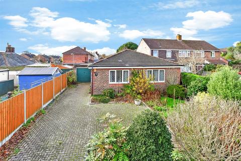 2 bedroom detached bungalow for sale, Hollybank Lane, Emsworth, Hampshire